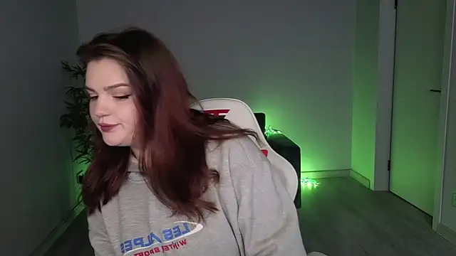 MilkyPop  online show from April 7, 2026, 9:00 am