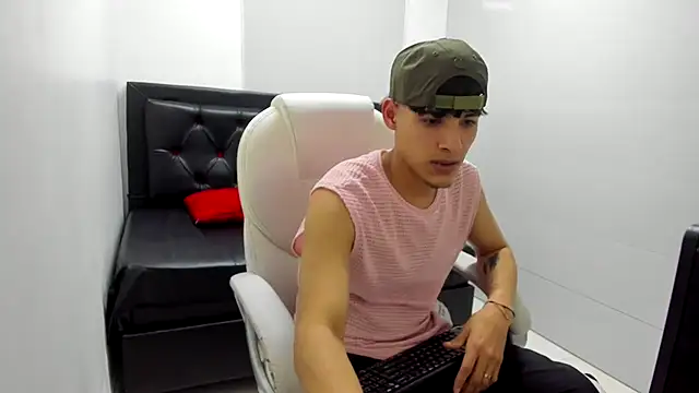 MaxStar26 online show from January 10, 2026, 2:18 am