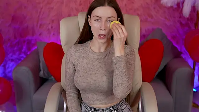 Snapshot of AlexaFleur chatting on February 12, 2026, 6:57 am AlexaFleur online show from February 12, 2026, 6:57 am