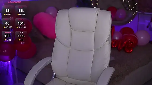 Snapshot of AlexaFleur chatting on February 5, 2026, 2:02 pm AlexaFleur online show from February 5, 2026, 2:02 pm