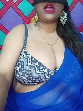 Hot-BHABHI696 online show from June 11, 2026, 6:05 pm