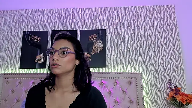 MeganRosseX online show from March 3, 2026, 6:26 pm