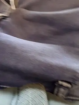 Snapshot of Cupalshow123 chatting on February 4, 2026, 6:52 am Cupalshow123 online show from February 4, 2026, 6:52 am