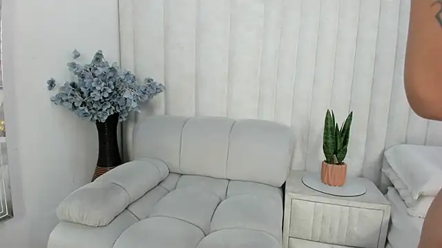 Im Kharla online show from February 24, 2026, 7:59 pm