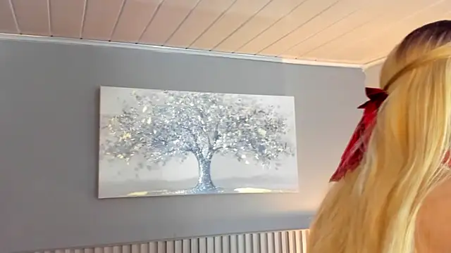 vicky fant4sy online show from January 13, 2026, 12:31 pm