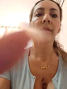 Monita Med online show from April 15, 2026, 3:27 pm