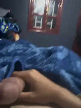 Snapshot of pitsho51 chatting on February 17, 2026, 9:45 pm pitsho51 online show from February 17, 2026, 9:45 pm