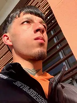 Snapshot of dark_rosse chatting on January 17, 2026, 9:40 pm dark rosse online show from January 17, 2026, 9:40 pm