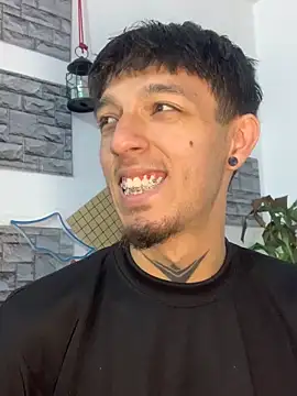 Snapshot of dark_rosse chatting on February 2, 2026, 10:09 pm dark rosse online show from February 2, 2026, 10:09 pm