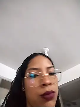 KATALINA SANTANA  online show from February 23, 2026, 11:38 pm