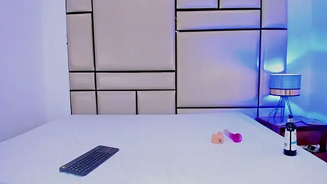 Snapshot of alejandra_loppez chatting on February 21, 2026, 7:49 pm alejandra loppez online show from February 21, 2026, 7:49 pm