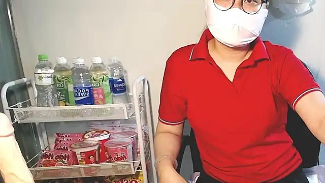 Snapshot of grocerystoregirl chatting on March 8, 2026, 5:11 am grocerystoregirl online show from March 8, 2026, 5:11 am