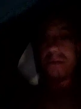 Snapshot of Hxzelmxnix chatting on January 7, 2026, 8:19 am Hxzelmxnix online show from January 7, 2026, 8:19 am