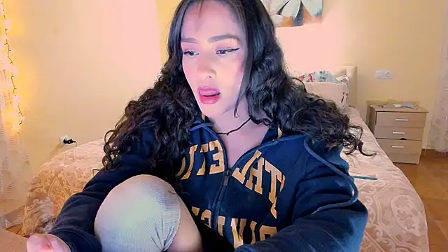 juliiaroberts online show from March 29, 2026, 11:17 pm