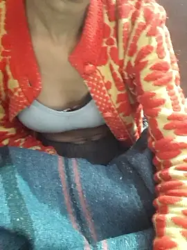 Snapshot of Royal_Gril chatting on January 8, 2026, 3:45 am Royal Gril online show from January 8, 2026, 3:45 am