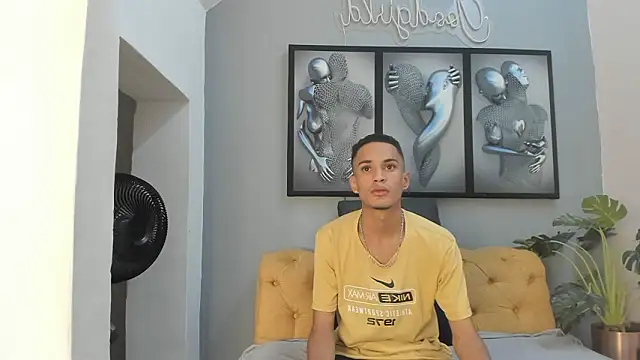 Snapshot of dean_cooper chatting on January 31, 2026, 7:56 pm dean cooper online show from January 31, 2026, 7:56 pm