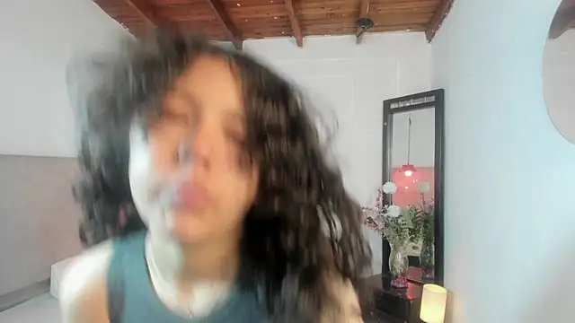 ZoeFox5 online show from February 13, 2026, 11:21 am