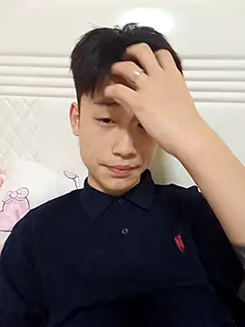 Snapshot of your-cake chatting on April 14, 2026, 4:12 pm your-cake online show from April 14, 2026, 4:12 pm