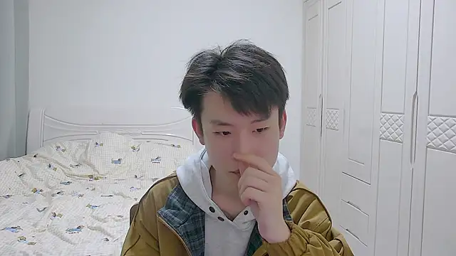 Snapshot of your-cake chatting on March 31, 2026, 12:18 pm your-cake online show from March 31, 2026, 12:18 pm