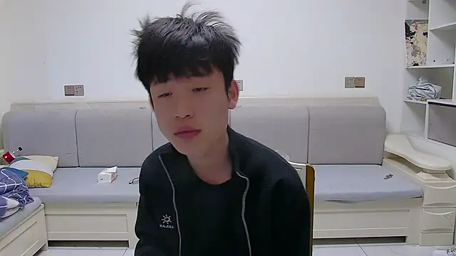 Snapshot of your-cake chatting on April 4, 2026, 3:46 am your-cake online show from April 4, 2026, 3:46 am