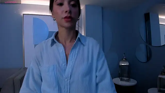GiannaWatson online show from June 11, 2026, 2:53 am