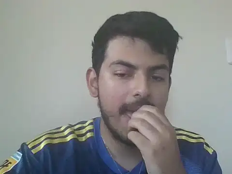 Mateotubbe online show from April 17, 2026, 10:12 pm