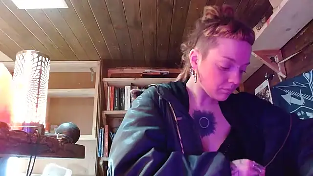 spiralhokkaido23 online show from April 1, 2026, 2:47 pm