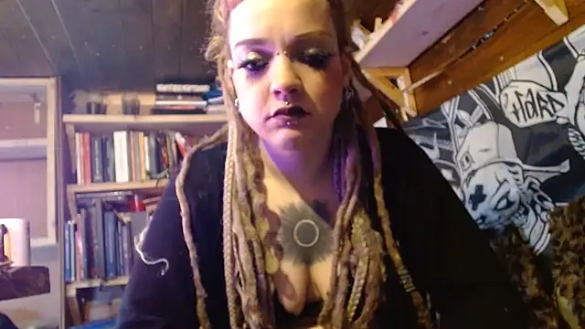 spiralhokkaido23 online show from March 27, 2026, 8:26 am