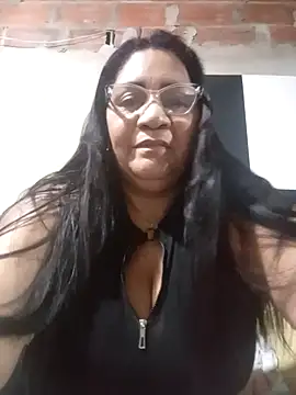 Sammylatinaxxx online show from May 2, 2026, 12:49 am