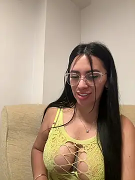 nataliia queen  online show from May 31, 2026, 7:14 am