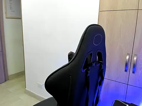 Chrissblack online show from January 6, 2026, 11:31 pm