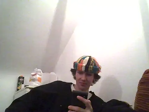 hangskater89 online show from January 5, 2026, 6:11 pm