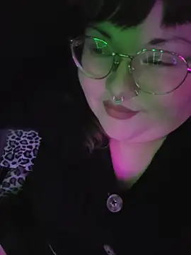 Snapshot of LunaLuxxx666 chatting on March 31, 2026, 4:14 am LunaLuxxx666 online show from March 31, 2026, 4:14 am