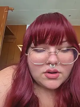 Snapshot of LunaLuxxx666 chatting on February 4, 2026, 7:42 pm LunaLuxxx666 online show from February 4, 2026, 7:42 pm