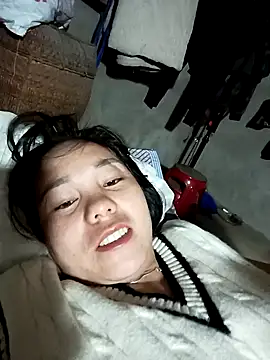 Snapshot of vanvan005 chatting on February 18, 2026, 11:12 pm vanvan005 online show from February 18, 2026, 11:12 pm