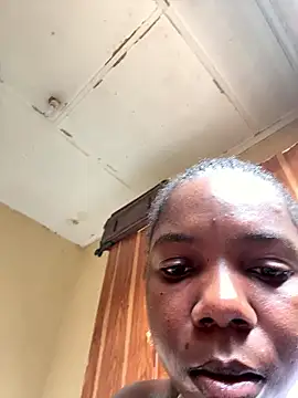 Chomi2014 online show from March 25, 2026, 10:25 am