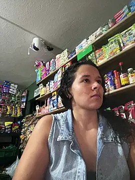 lannabellx online show from June 26, 2026, 12:27 am