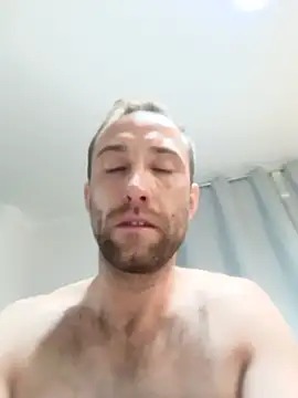Alvarroo69 online show from May 30, 2026, 5:58 am