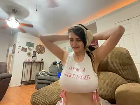 RoxyBrockcali online show from March 7, 2026, 9:27 am