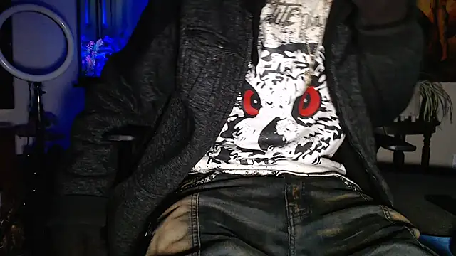 Snapshot of EspanolVato chatting on February 19, 2026, 10:56 am EspanolVato online show from February 19, 2026, 10:56 am