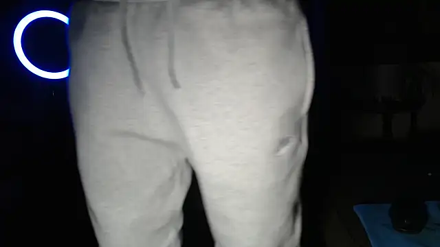 Snapshot of EspanolVato chatting on February 23, 2026, 9:32 am EspanolVato online show from February 23, 2026, 9:32 am