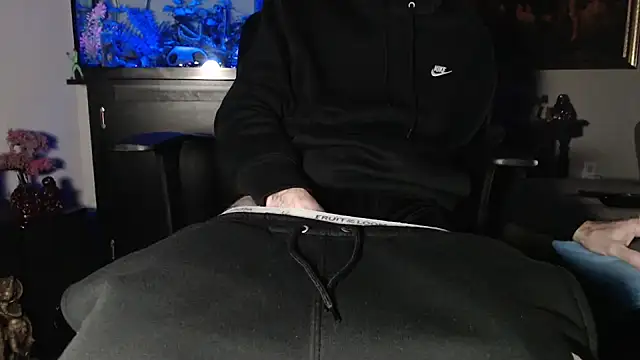 Snapshot of EspanolVato chatting on January 18, 2026, 11:46 am EspanolVato online show from January 18, 2026, 11:46 am