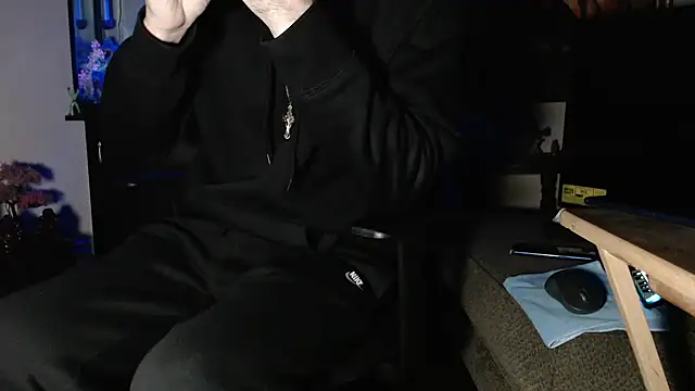 Snapshot of EspanolVato chatting on February 3, 2026, 10:20 am EspanolVato online show from February 3, 2026, 10:20 am