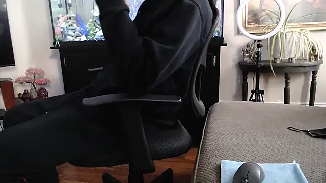 Snapshot of EspanolVato chatting on February 12, 2026, 9:36 pm EspanolVato online show from February 12, 2026, 9:36 pm