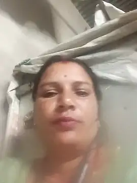 Hot hiuj online show from April 30, 2026, 9:41 pm