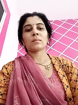 Snapshot of Hot_ree85 chatting on February 25, 2026, 4:12 am Hot ree85 online show from February 25, 2026, 4:12 am