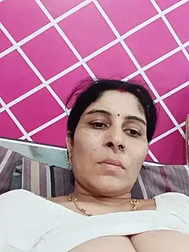 Hot ree85 online show from June 17, 2026, 4:23 am