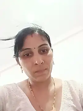Hot ree85 online show from June 11, 2026, 5:43 pm