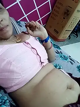 Hot ree85 online show from May 6, 2026, 5:00 am