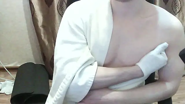 Snapshot of ShyDarko chatting on January 13, 2026, 9:46 am ShyDarko online show from January 13, 2026, 9:46 am